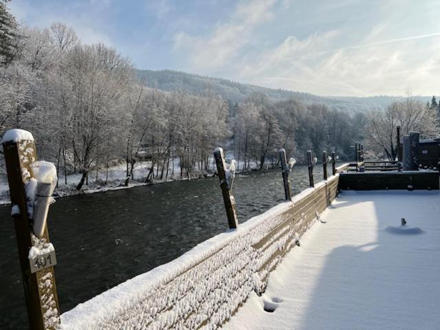 Hotel Val De La Cascade Stavelot Esterno foto
