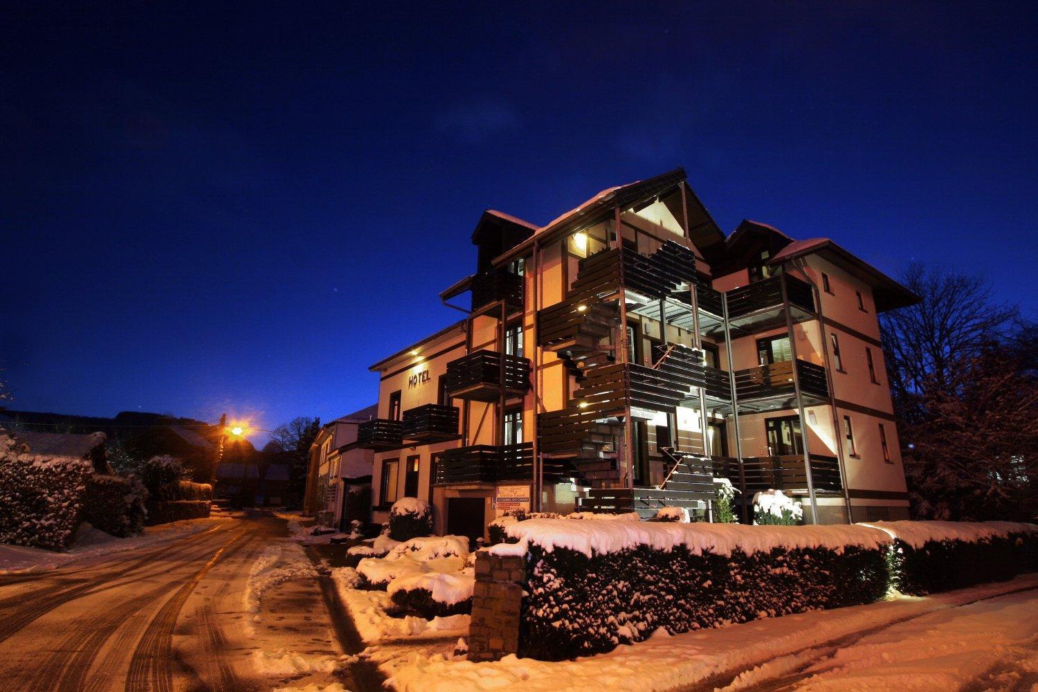 Hotel Val De La Cascade Stavelot Esterno foto